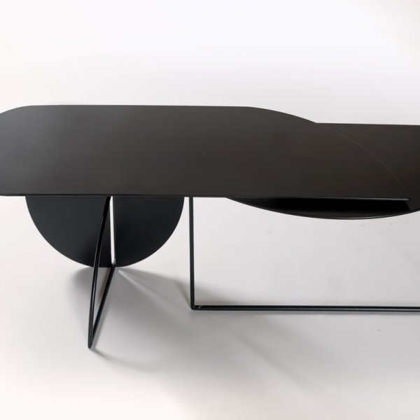 gem-black extendable-side-table_unique-edition piece-by-jacobsroom