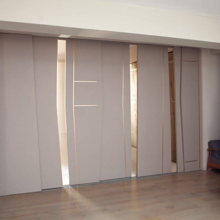 slide-room-divider-doors-by-jacobsroom-bespoke-project